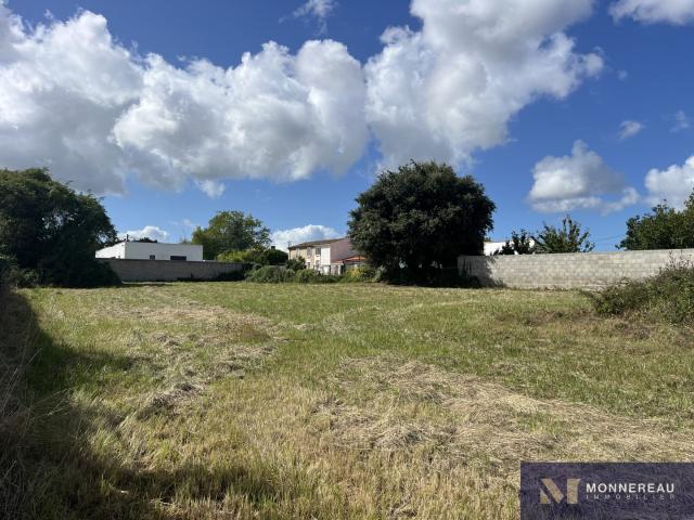 TERRAIN CONSTRUCTIBLE DE 1513 m2