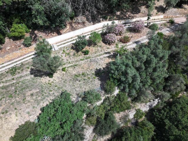 SOLLIES TOUCAS Vallaury Terrain constructible de 2009 m2