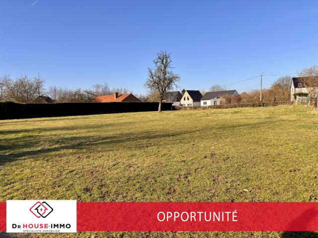 Terrain Constructible de 2752m² à LA LONGUEVILLE