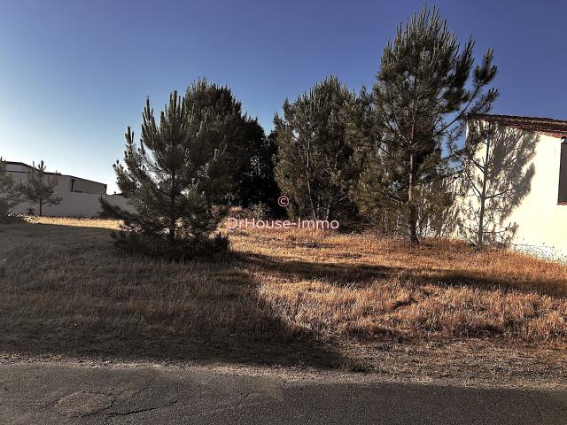 TERRAIN CONSTRUCTIBLE DE 800M2