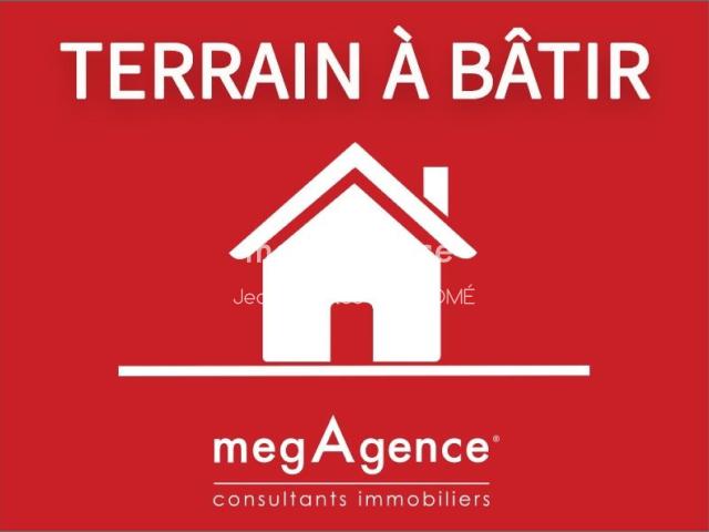 Terrain constructible d'une superficie de 480m2, proche centre ville et toutes commodités