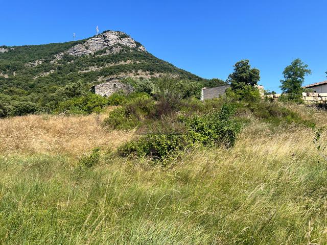 Terrain constructible ensoleillé