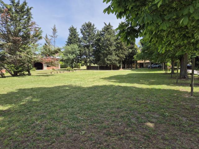 TERRAIN CONSTRUCTIBLE ET VIABILISE DE 1233 M2