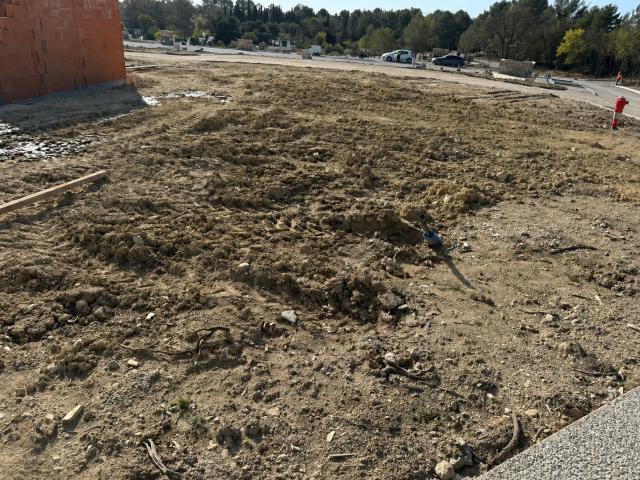 TERRAIN CONSTRUCTIBLE ET VIABILISE 334m2