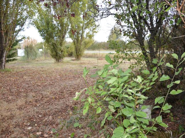 TERRAIN CONSTRUCTIBLE HORS LOTISSEMENT