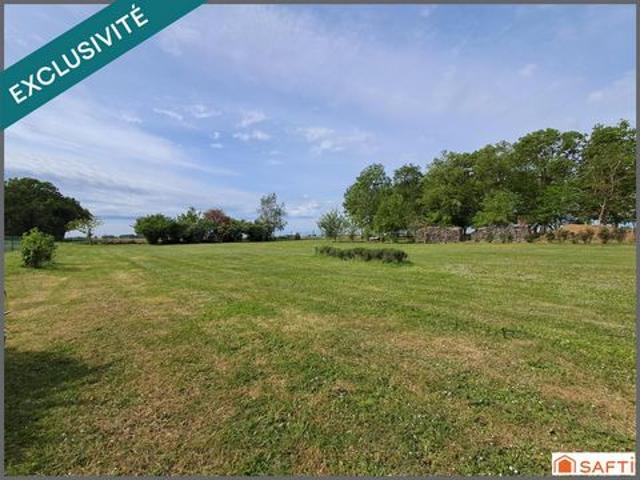 Terrain constructible hors lotissement à Jaunay Marigny