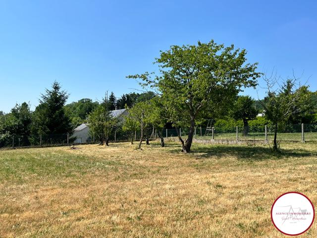 Terrain constructible St Amand 1 602m2