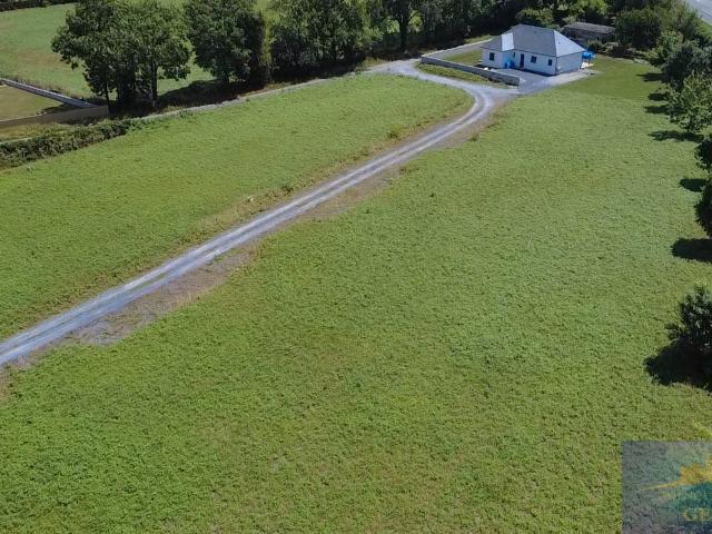 TERRAIN CONSTRUCTIBLE VIABILISE LOT 1 840m2