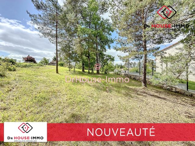 RARE: Grand terrain viabilisé de 1 668 m² sans vis à vis Libre constructeur