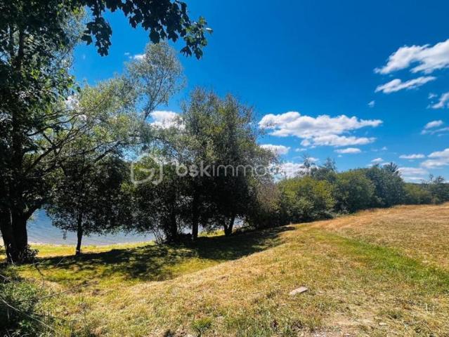 Terrain de loisirs d’exception – Première ligne sur le lac de Pareloup