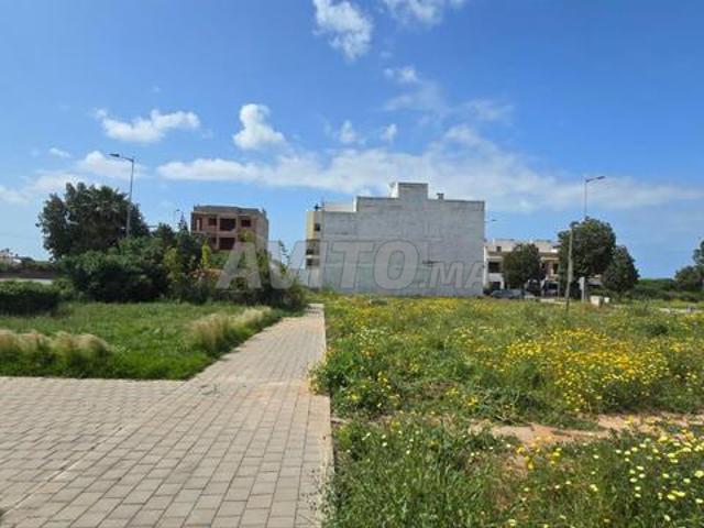 Terrain de 154 m² avec plan R2 à vendre Dare 16