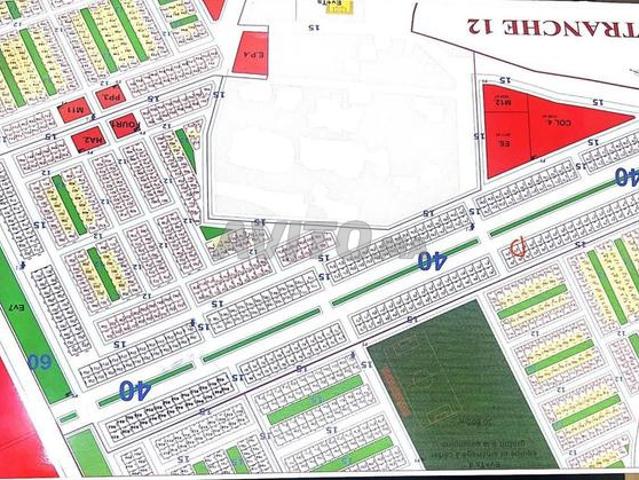Terrain de 100 m², 2 façades, 3 étages