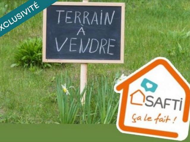 Terrain de 1015m2 constructible viabilisé