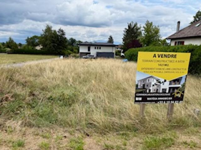 Terrain de 1021 m2 en vente Divonne les Bains, Auvergne Rhône Alpes