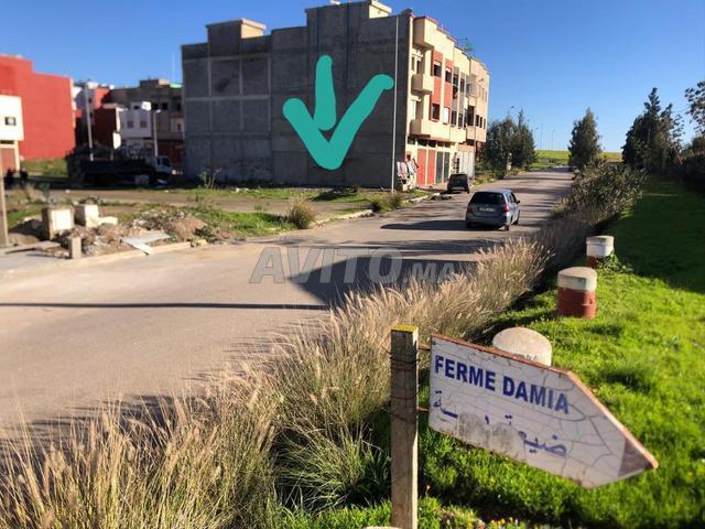 Terrain de 131 mètres carrés, deux façades ensoleillées