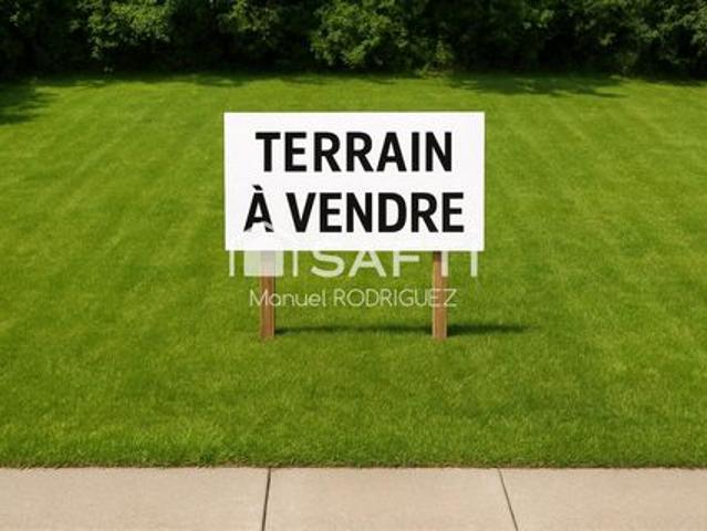 TERRAIN DE 1389m2 CONSTRUCTIBLE