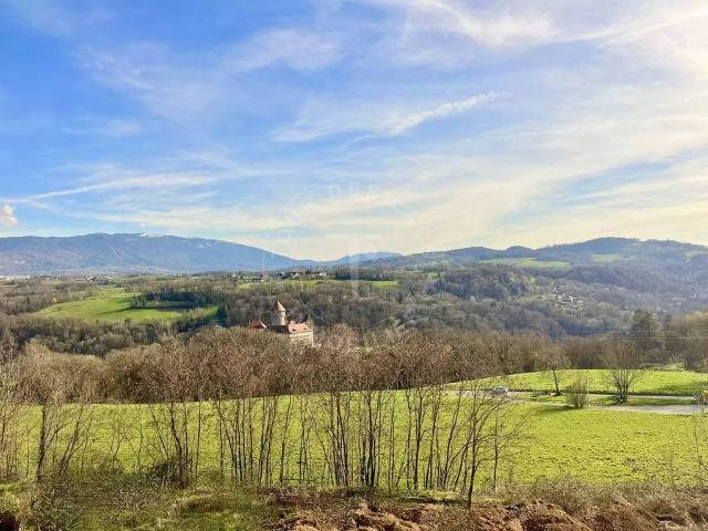 Terrain de 2258 m2 en vente Lovagny, France