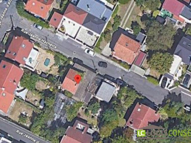 Terrain de 386 m2 en vente Clamart, Île de France