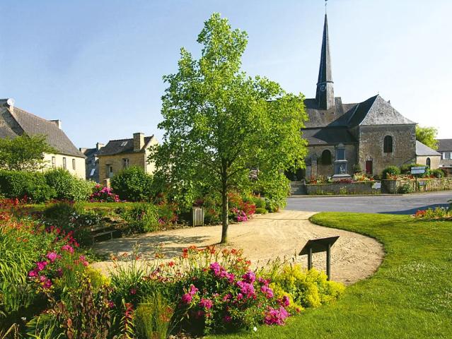Terrain de 400m² à 10 minutes au Sud de Dinan