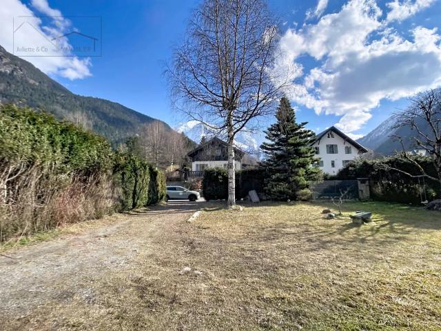 Terrain de 543 m² avec permis de construire purgé