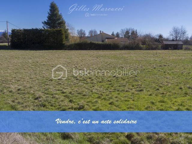 Terrain de 704m2 à Saint Christol