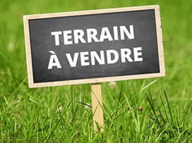 Terrain de 704m2 à Saint Germain En Laye