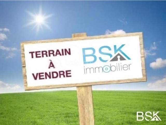 Terrain de 719M2 Prêt à Construire