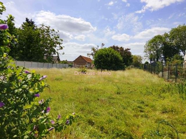 Terrain de 900m² à viabiliser