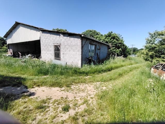 TERRAIN ET BATIMENT