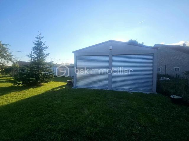 terrain et double garage