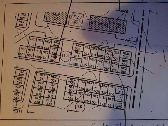 Terrain en coin, enregistré et titré, quartier Al Ouaaha, 96m²