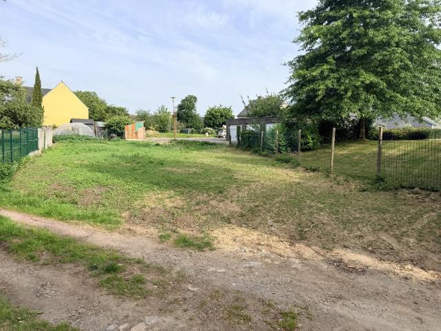 Terrain en exclusivité dans le bourg de Bédée