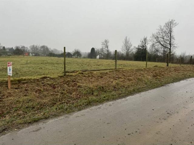 Terrain en Vente à Herbeumont