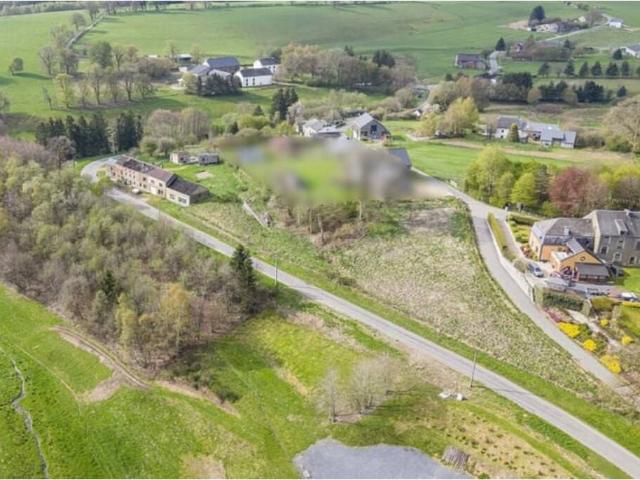 Terrain en Vente à Vaux sur Sure
