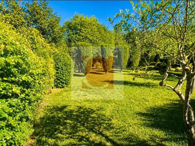 Terrain plat constructible de 813 m²+chalet 24M²existant