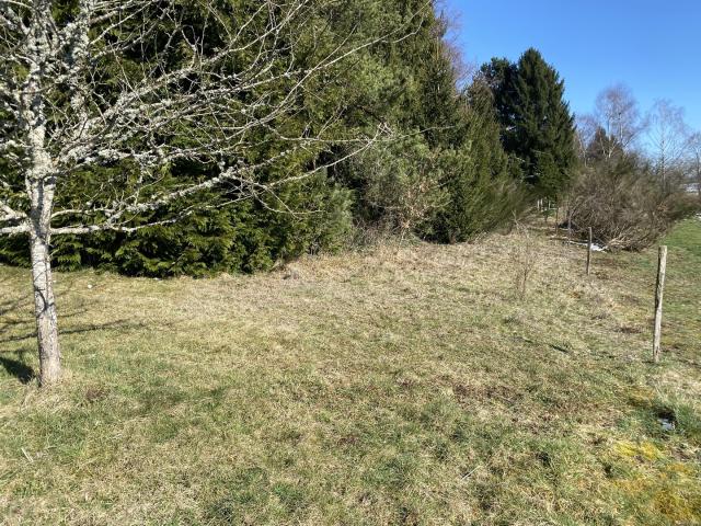 Terrain Plat Constructible de 1800 m2