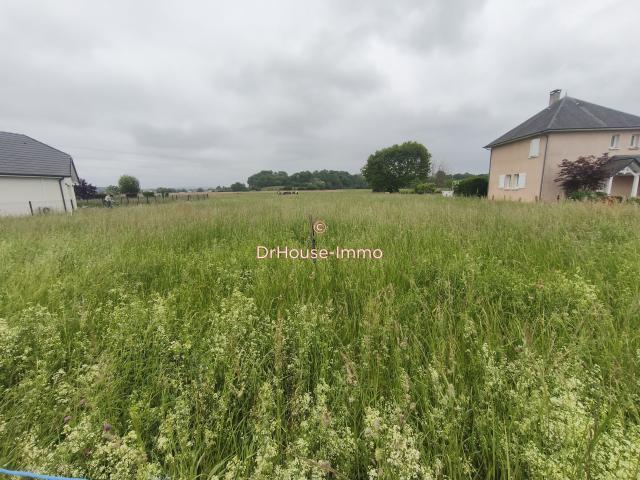 Terrain plat, constructible et viabilisé