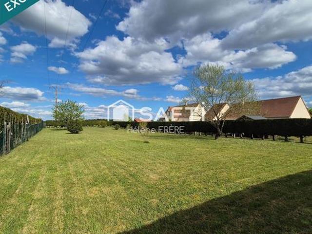 Terrain plat et clos sur une commune attractive!