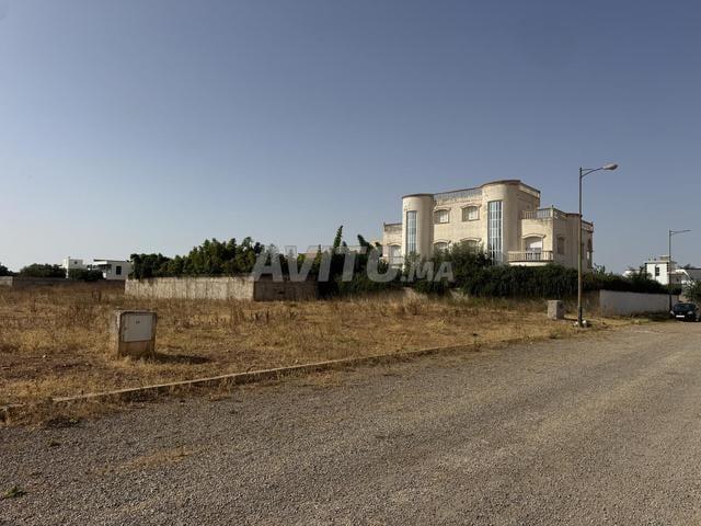 Terrain pour villa 1070 mètres