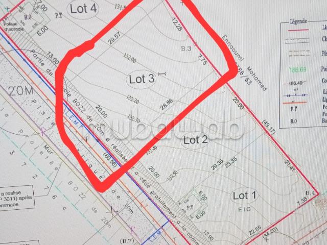 Terrain pour villas isolee 581m2 a Bouskoura