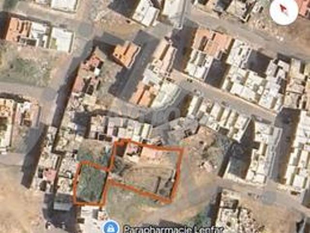Terrain propriété dans le quartier de l'aéroport près de Café Marichar