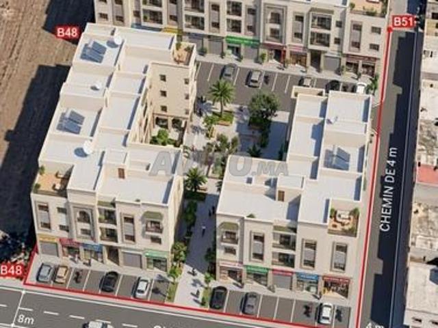 Terrain r+2 mixte commercial – 3 690 m²