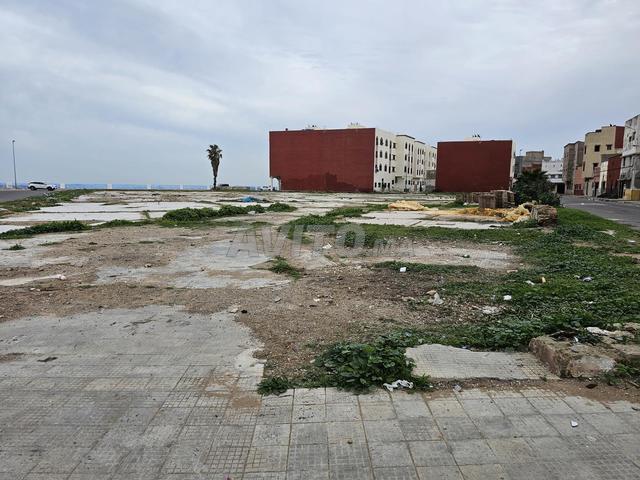 Terrain R3 sur la corniche