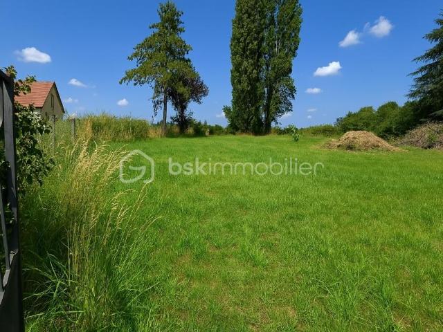 Terrain rare à Coltainville – 850 m² pour concrétiser votre projet de vie
