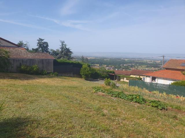 TERRAIN ST GALMIER