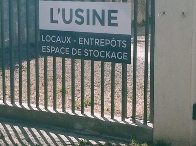 TERRAIN STOCKAGE avec local technique à louer DRAGUIGNAN 83