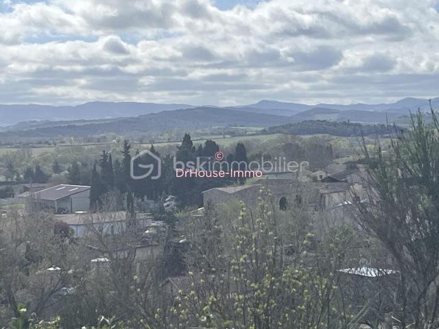 Terrain sur les hauteurs d 'un petit village charmant à 5 mn de LIMOUX