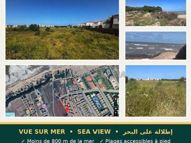 Terrain titré avec vue sur mer à vendre