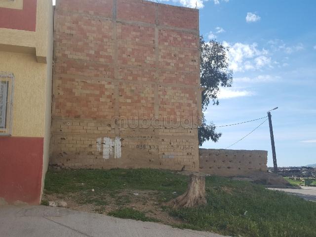 Terrain titré à deux façades à zerhounia Meknes