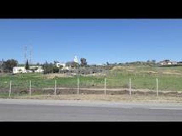 Terrain titré 8 228 m² Zone Tanger